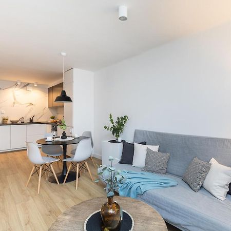 Апартаменты Superapart Jana Pawla II 26 Варшава Экстерьер фото