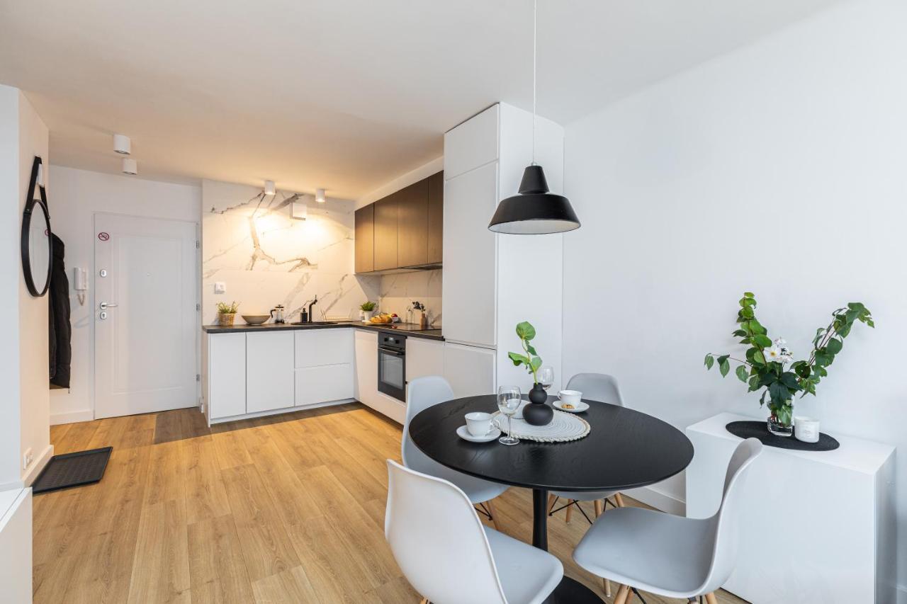 Апартаменты Superapart Jana Pawla II 26 Варшава Экстерьер фото