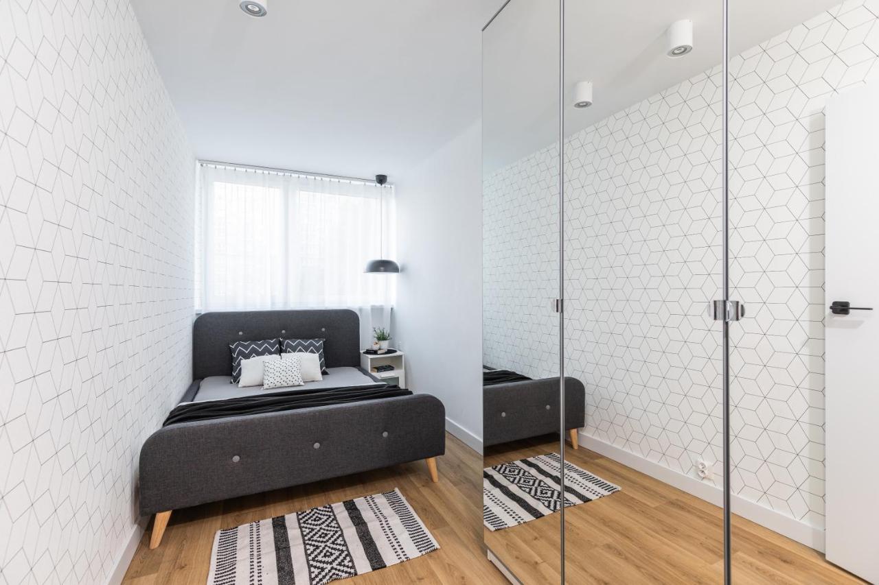 Апартаменты Superapart Jana Pawla II 26 Варшава Экстерьер фото